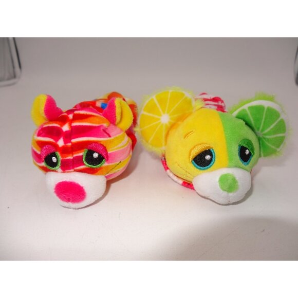 Cutetitos Carnivalitos Babitos Series Fizzito Mousito Plush and Cat and Blankets - Picture 3 of 16